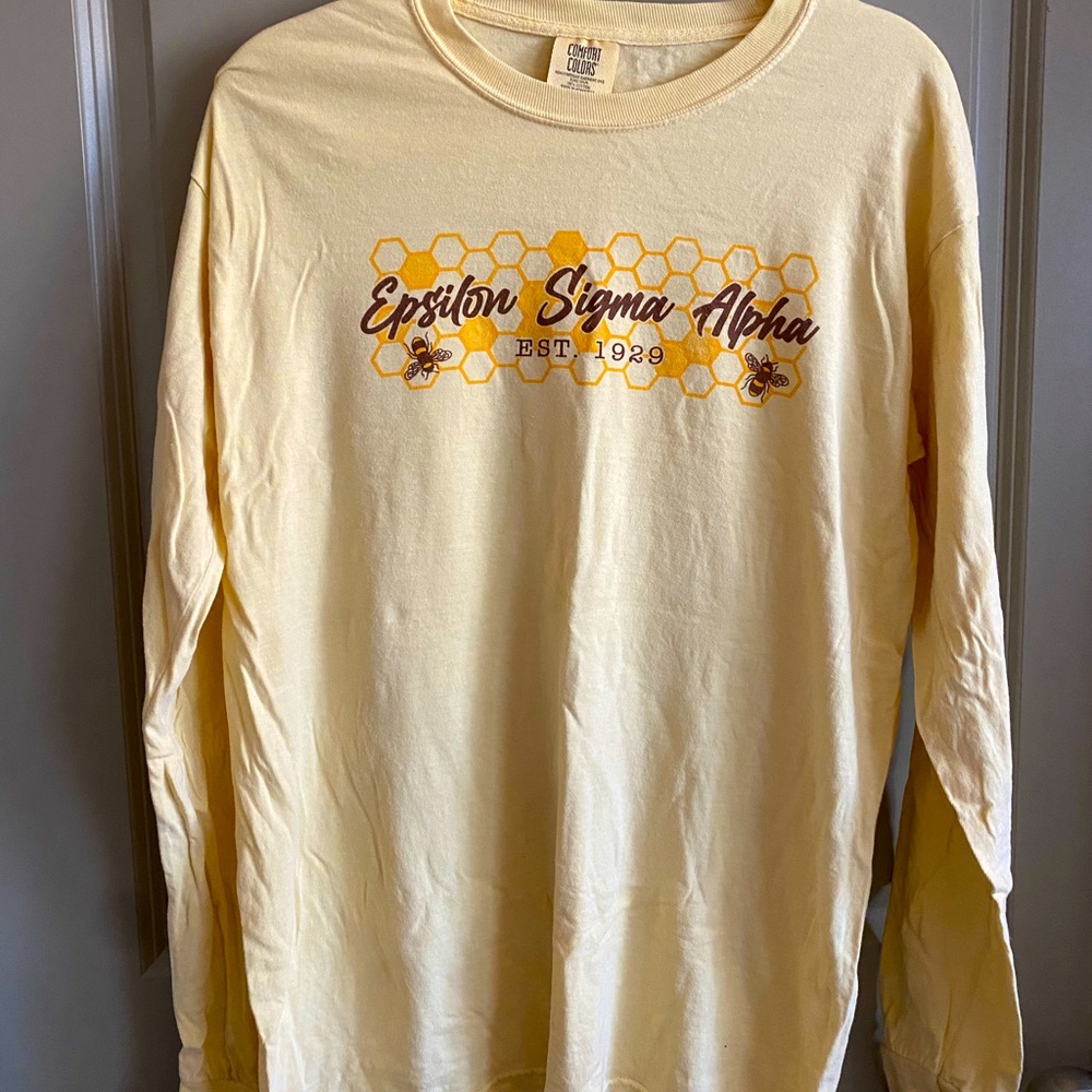 ESA SORORITY TEE